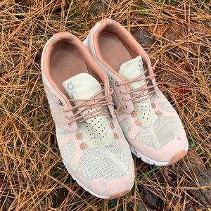 On Cloud Running shoes